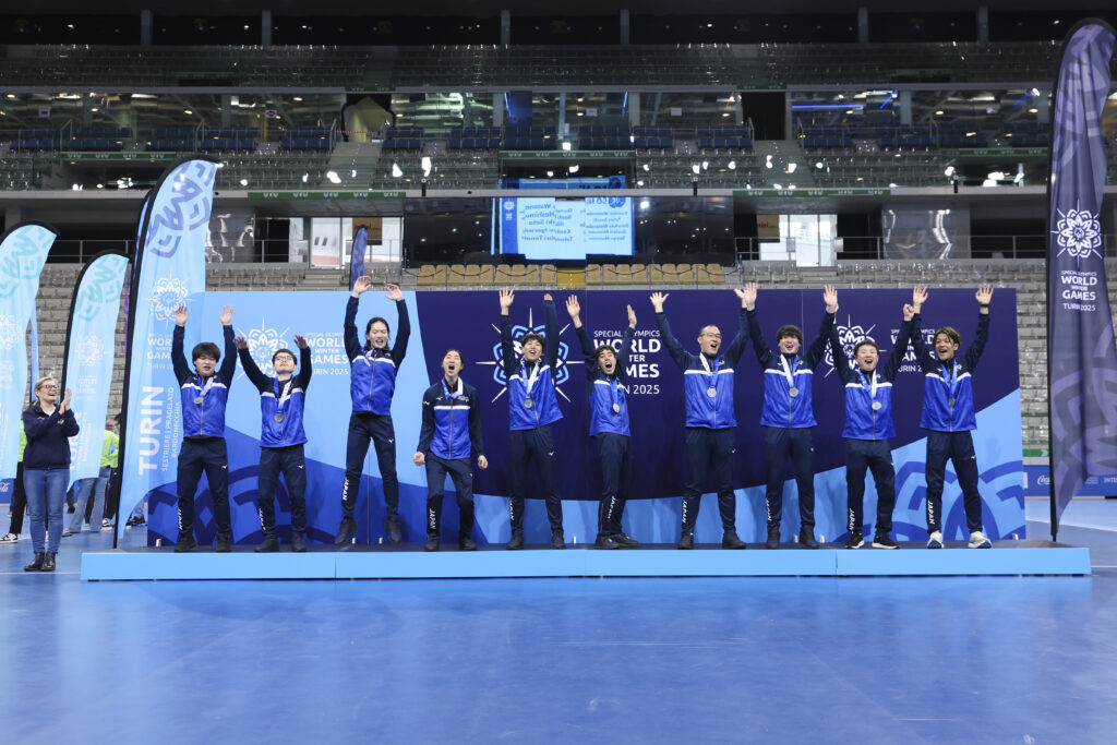 ブルーシンドローム　ドスベロ（インドの大運動会） SO冬季世界大会トリノ・競技結果について | 大会・競技会・スポーツ